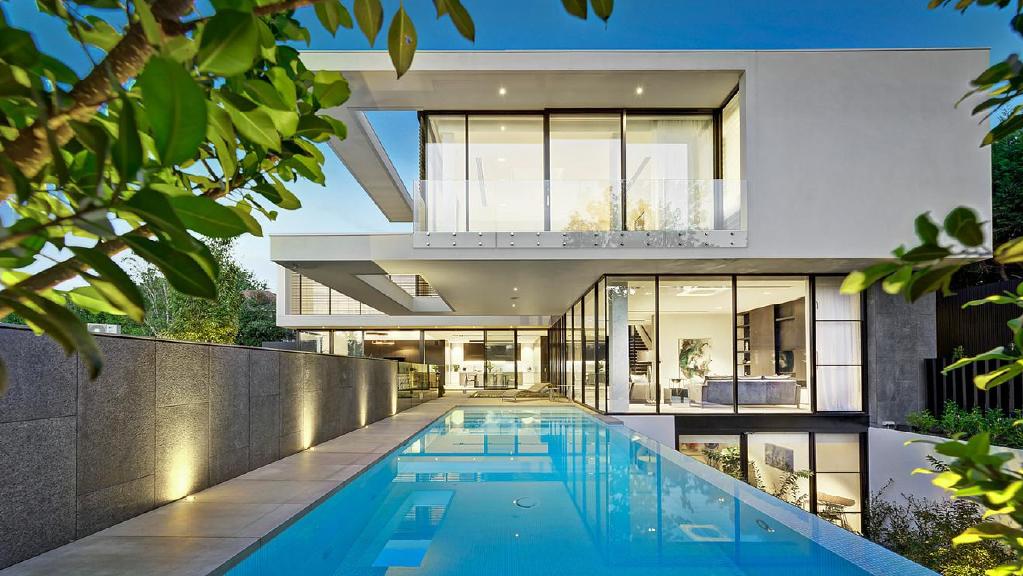2 Myvore Court Toorak