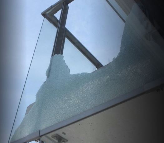 Faulty glass