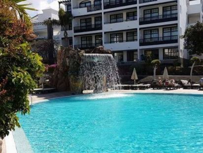 Hotel pool